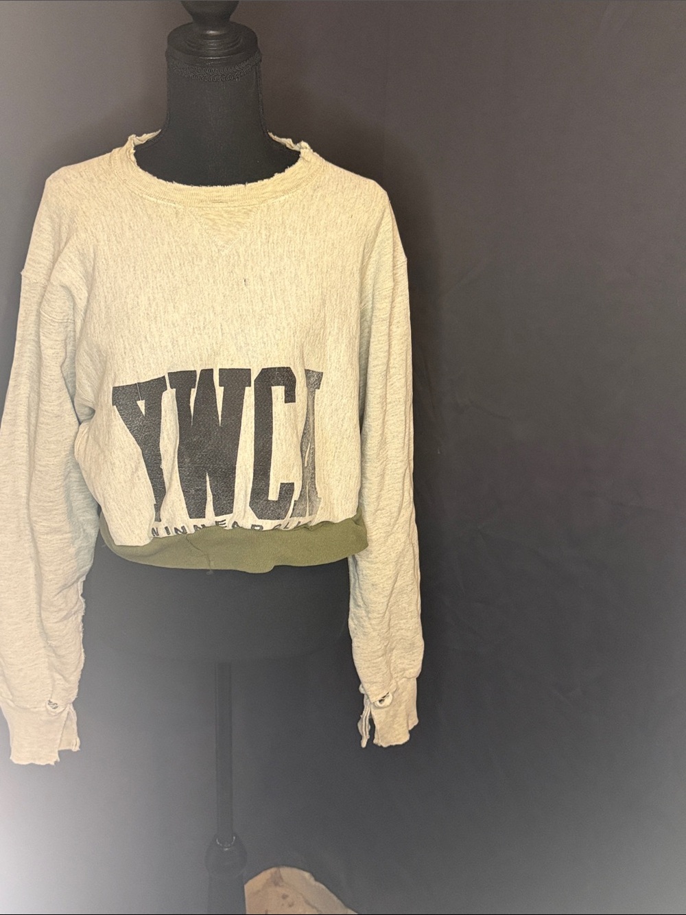 YWCA VINTAGE DISTRESSED Crop Sweatshirt in Cream with Olive Hem